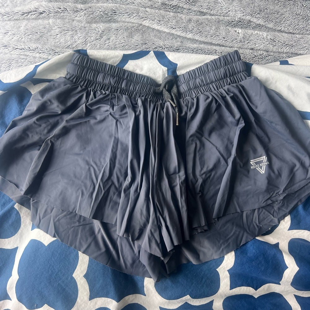 Flowy athletic shorts